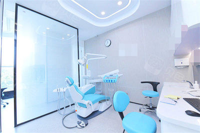 廣州廣大口腔 技術(shù)精湛，價格透明，贏得眾多好評